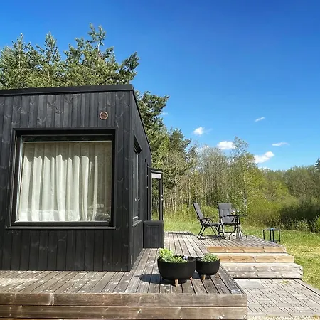 Mysikaspot Black 度假居 *