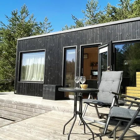 Ferienhaus Mysikaspot Black